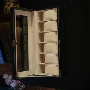 Watch box